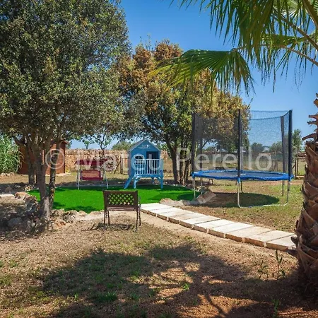 Modernes Mit Pool, Garten Und Tiergehegen Santa Margalida